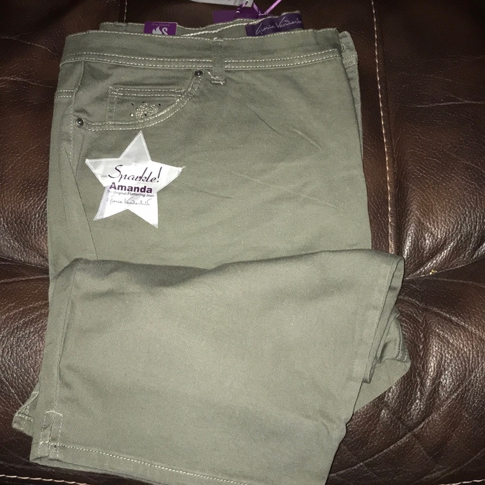 Classic fit Capri